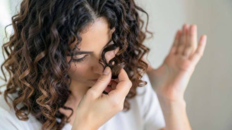 Curl Technique: One Hand Position That Prevents Most Prep Cuts