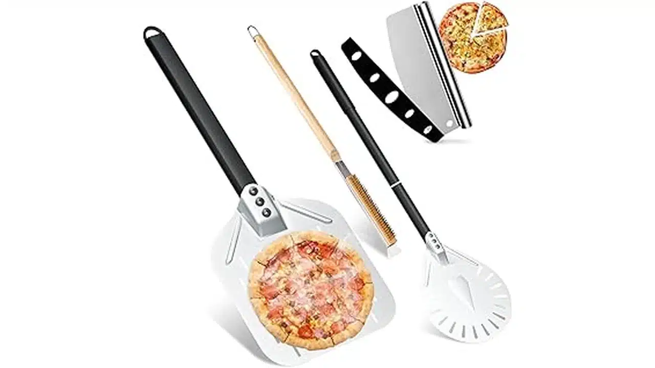 Most Popular 6 Best Pizza Oven Accessories for Better Homema